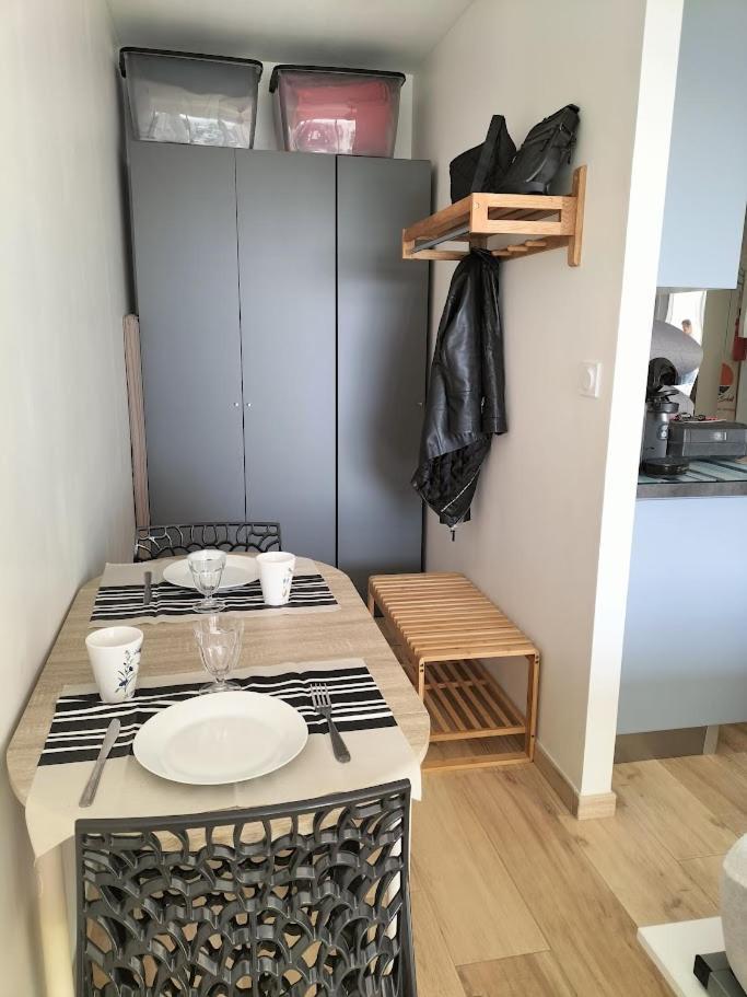 Studio A 200 Metres De La Plage 卡内 外观 照片